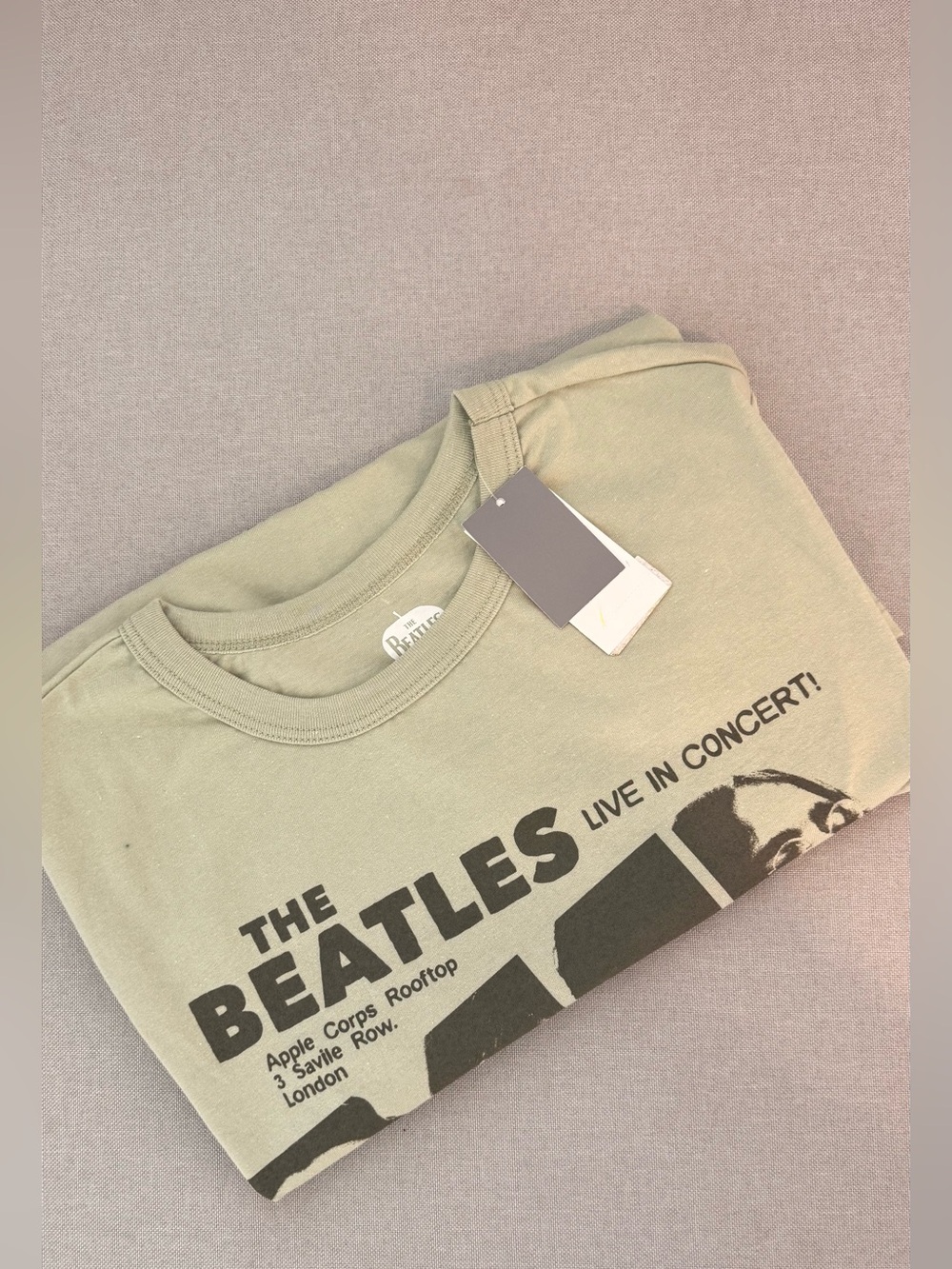 NWT The Beatles Rooftop Concert Graphic Tee Sage Green Band T-Shirt NWT XS/S/XXL - Picture 5 of 5